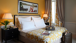 Grand Hotel du Lac Superior room 