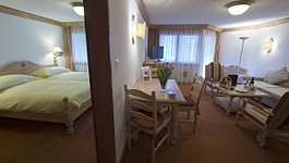 Hotel Schweizerhof Zermatt Family Suite